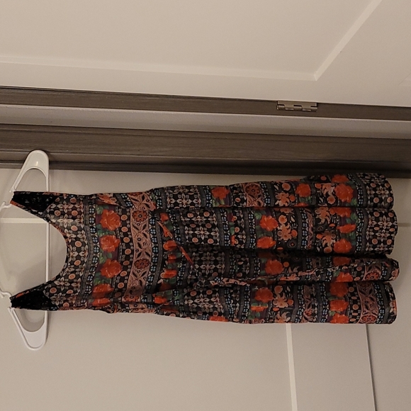 Band of Gypsies Boho Dress size small, sleeveless, v-neck - Picture 2 of 3